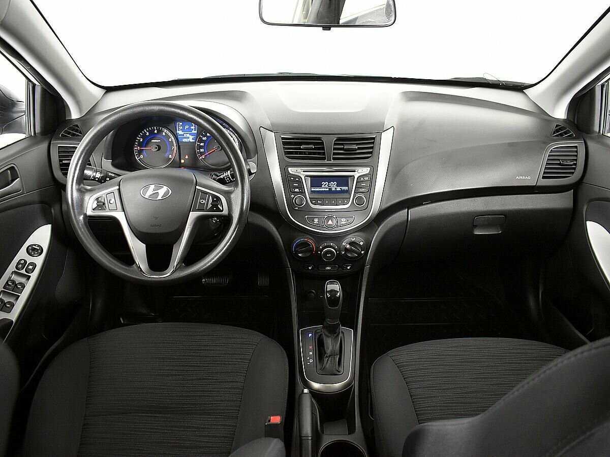 Hyundai Solaris б/у, 2014, Автоматическая. Фото: #9