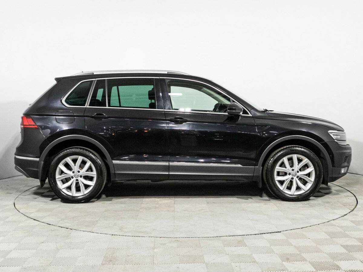 Volkswagen Tiguan б/у, 2018, Роботизированная. Фото: #3