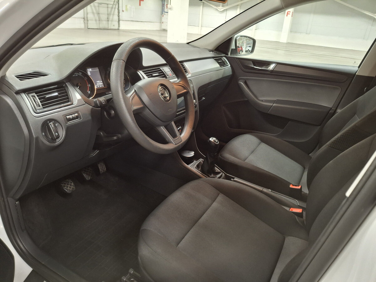 Skoda Rapid б/у, 2019, Механическая. Фото: #15
