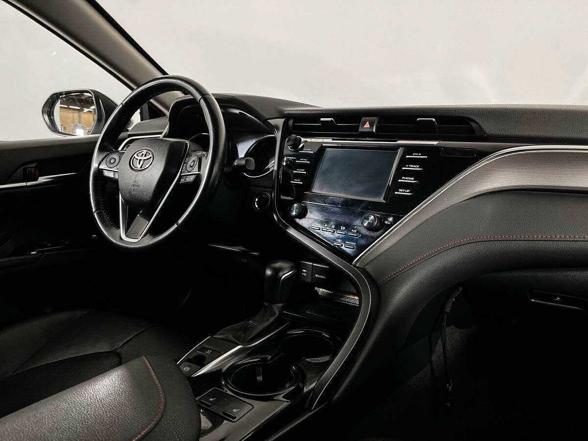 Toyota Camry б/у, 2020, Автоматическая. Фото: #8