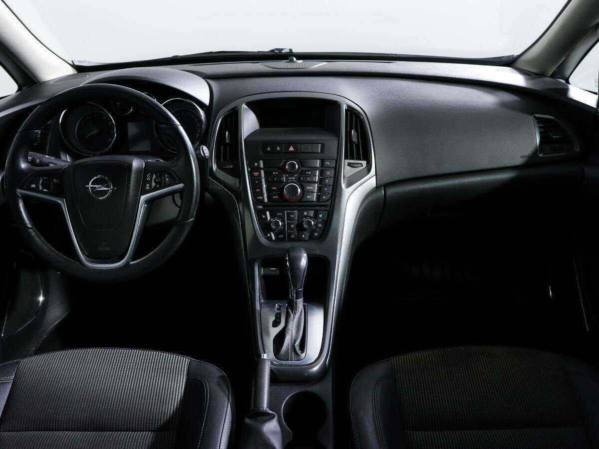 Opel Astra б/у, 2012, Автоматическая. Фото: #11
