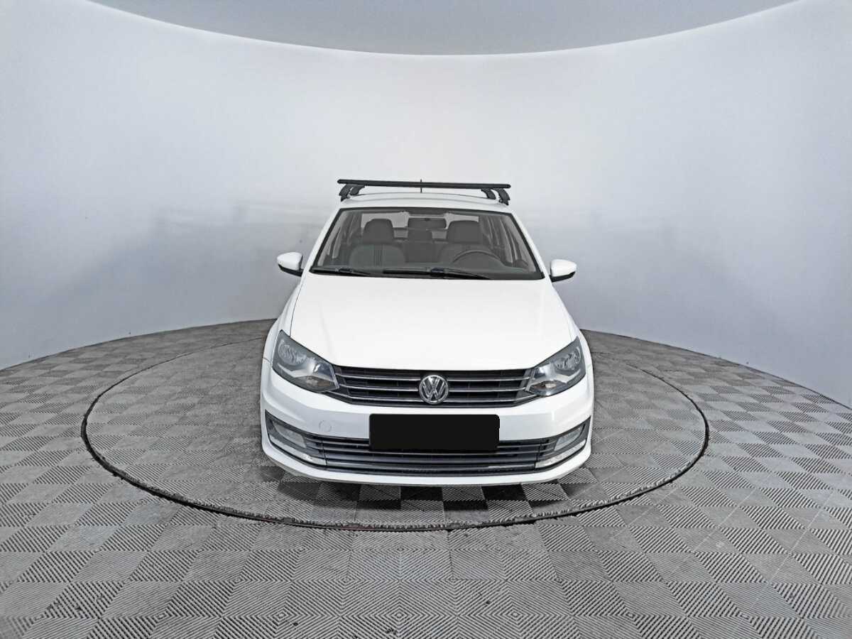 Volkswagen Polo б/у, 2017, Механическая. Фото: #1
