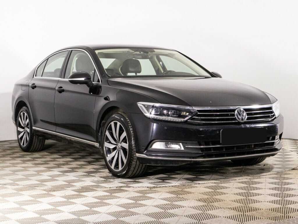 Volkswagen Passat б/у, 2016, Роботизированная. Фото: #2