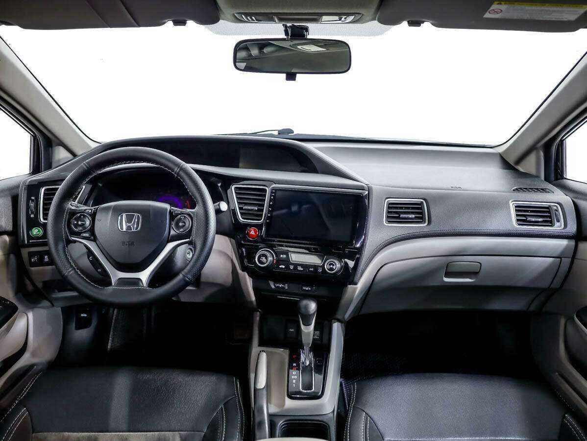 Honda Civic б/у, 2013, Автоматическая. Фото: #9
