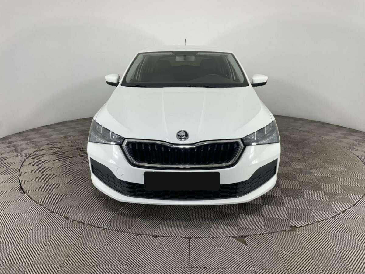 Skoda Rapid б/у, 2021, Механическая. Фото: #1