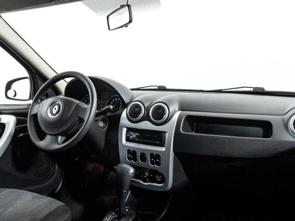 Renault Logan б/у, 2014, Автоматическая. Фото: #8