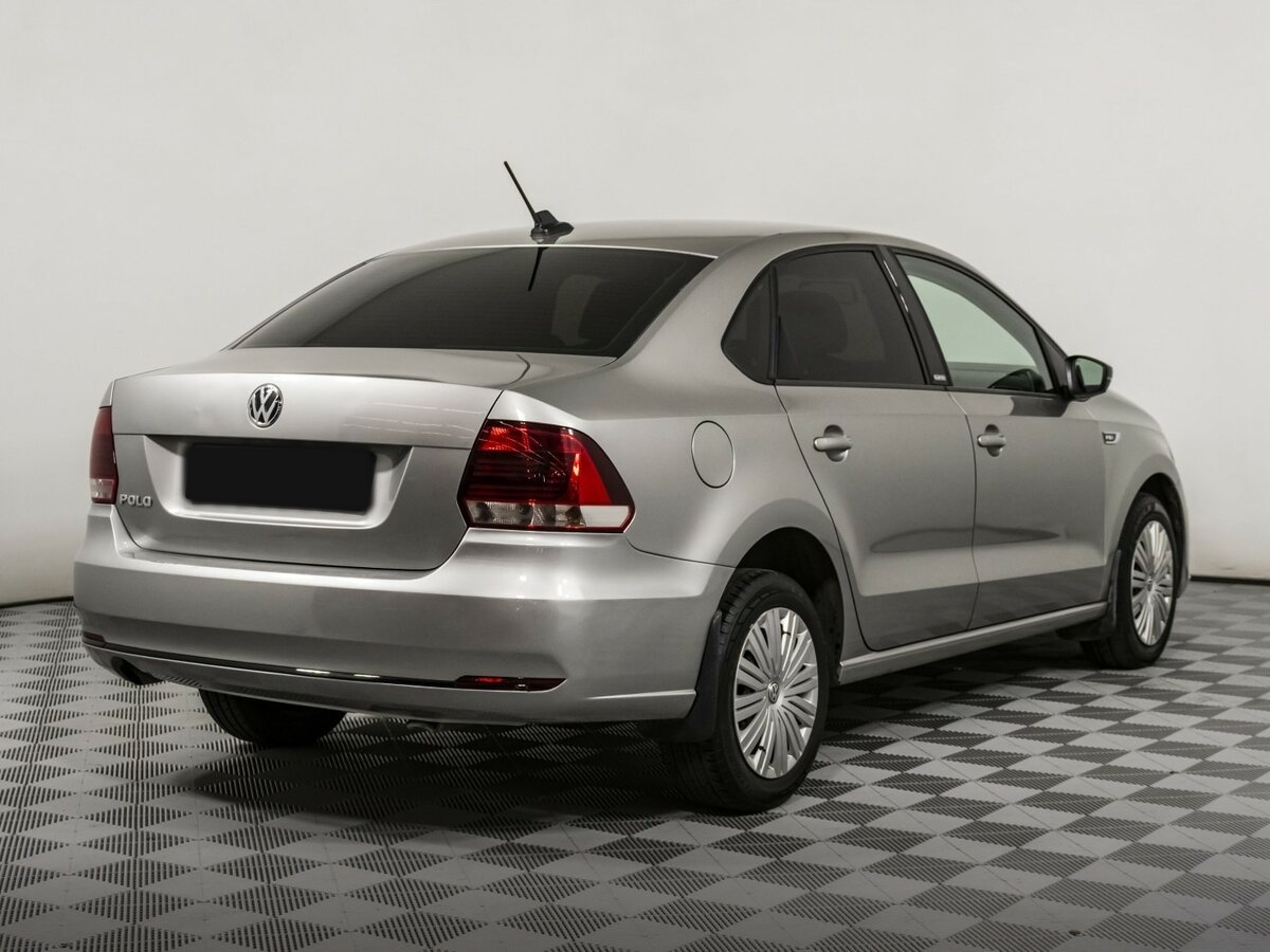 Volkswagen Polo б/у, 2018, Автоматическая. Фото: #4