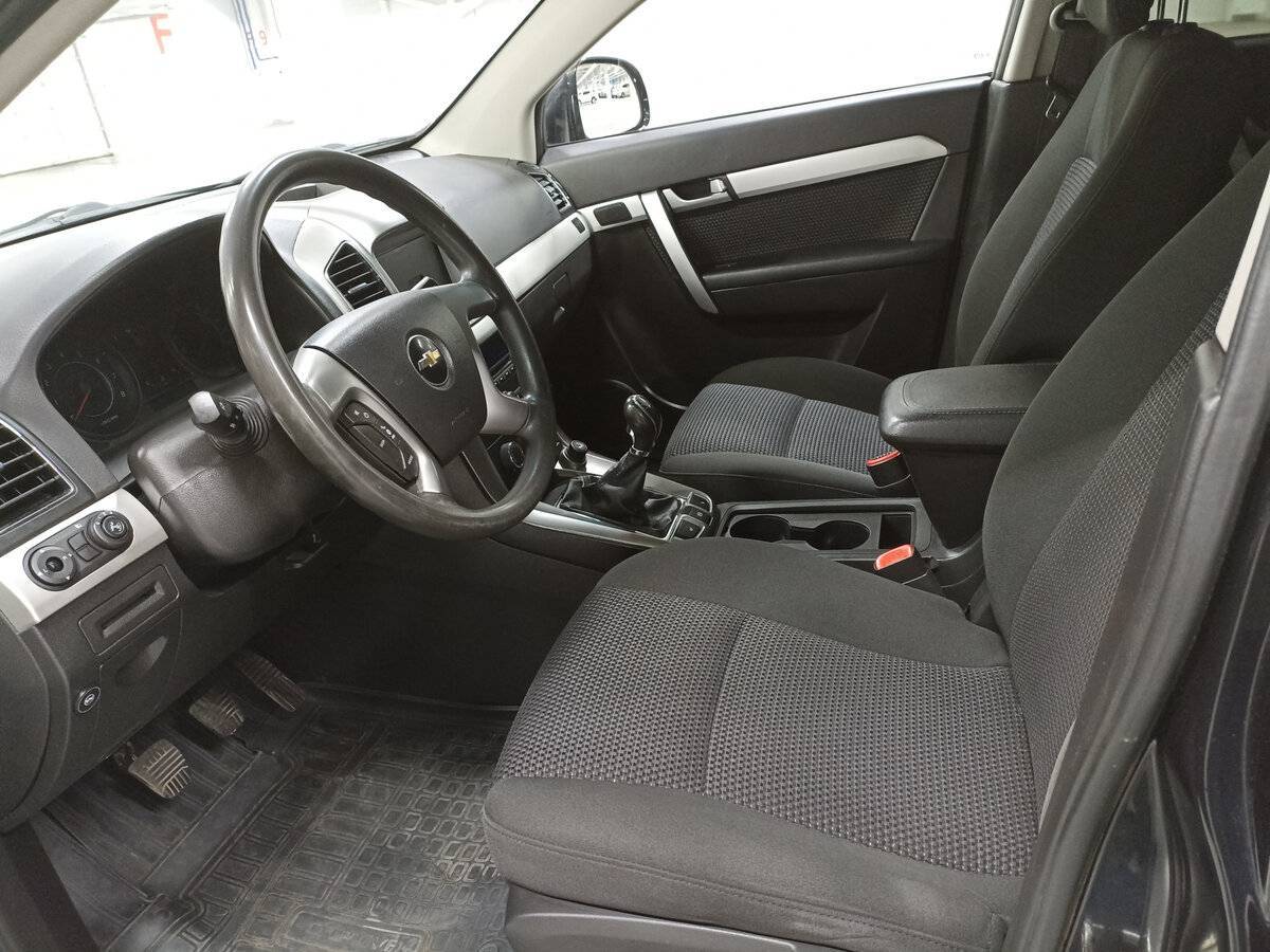 Chevrolet Captiva б/у, 2013, Механическая. Фото: #15