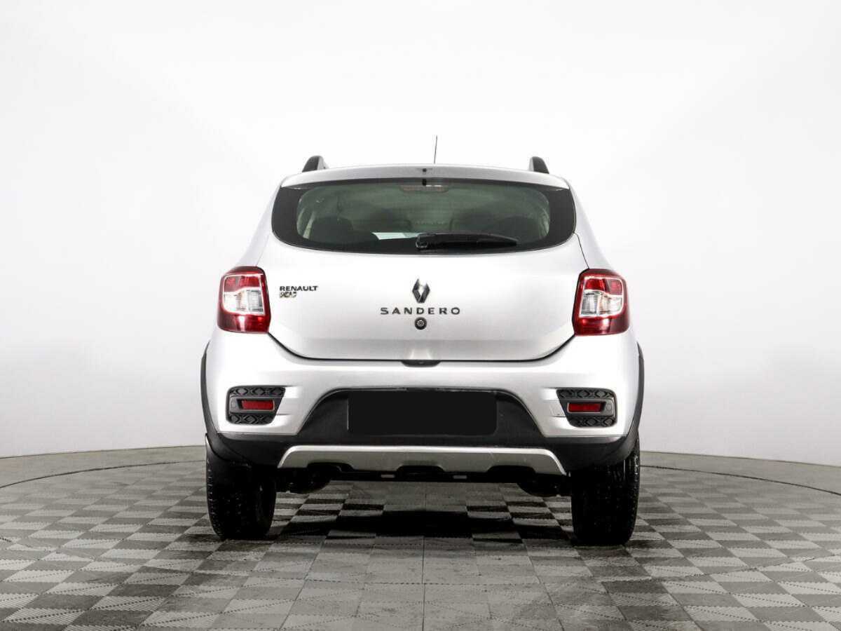 Renault Sandero б/у, 2017, Механическая. Фото: #4