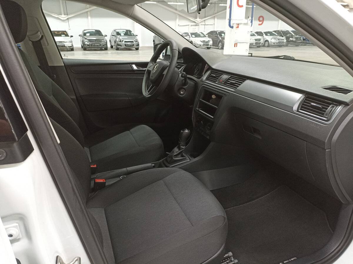 Skoda Rapid б/у, 2018, Автоматическая. Фото: #10