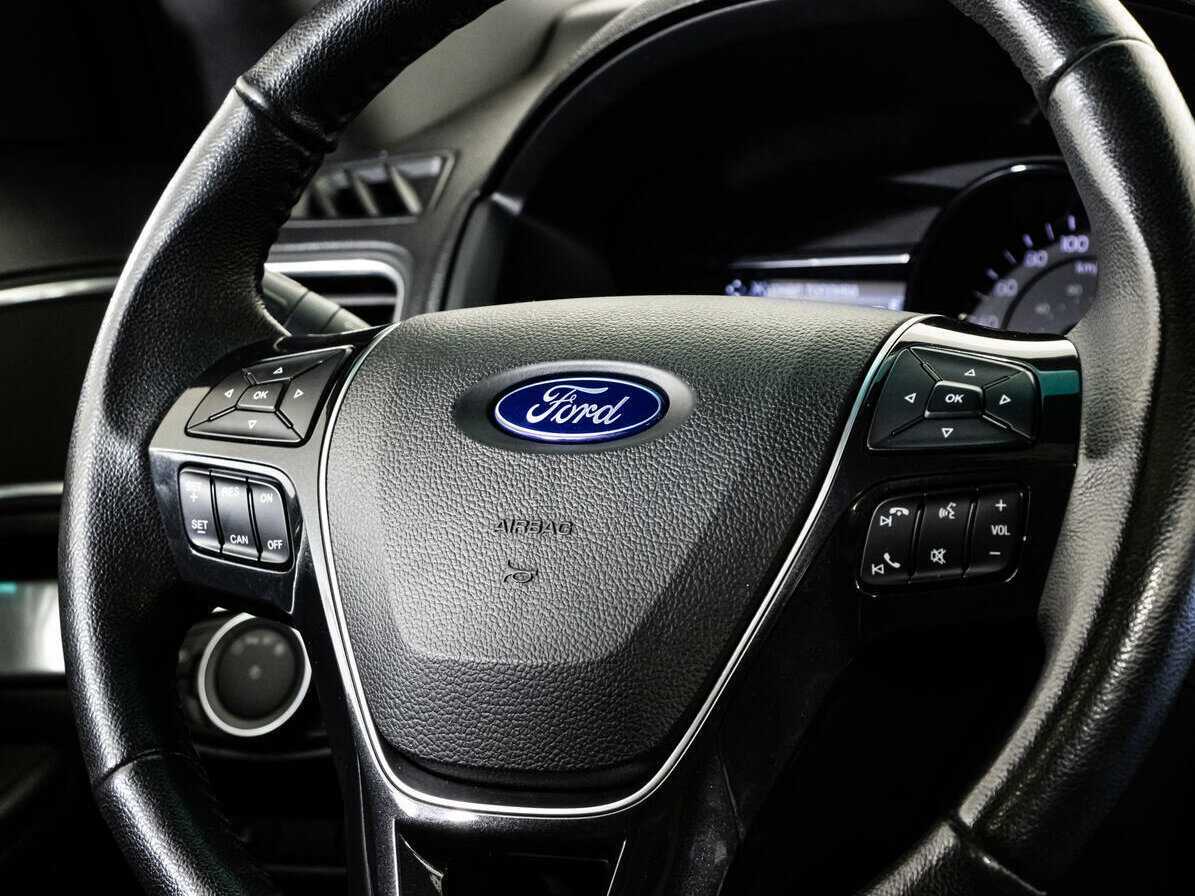 Ford Explorer б/у, 2016, Автоматическая. Фото: #10