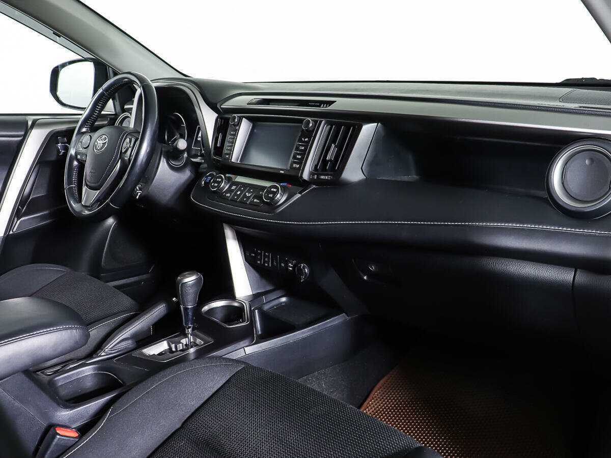 Toyota RAV4 б/у, 2019, Автоматическая. Фото: #10