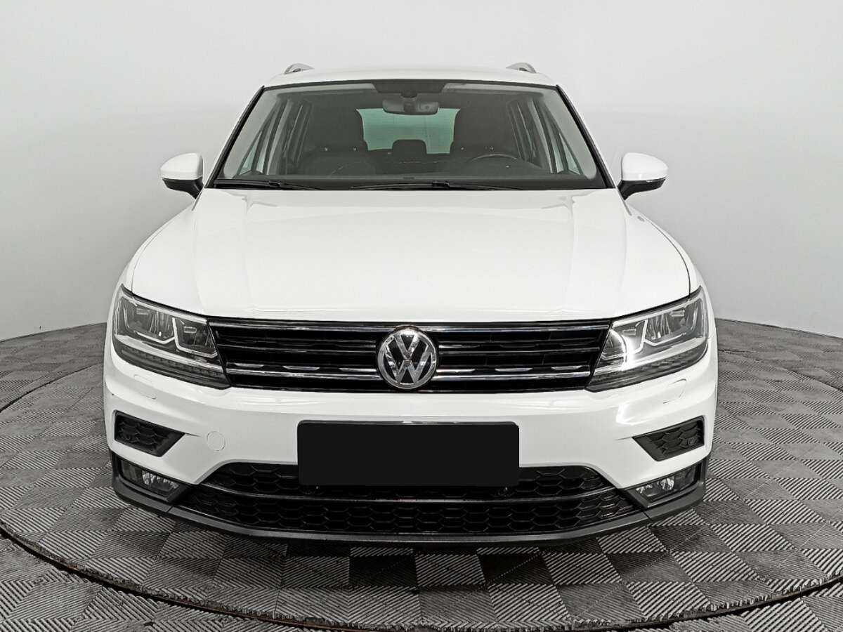 Volkswagen Tiguan б/у, 2017, Роботизированная. Фото: #1