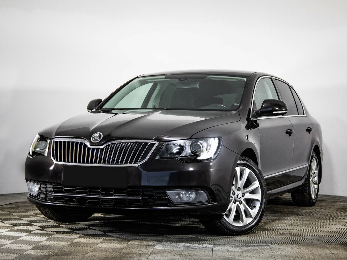 Skoda Superb б/у, 2014, Роботизированная. Фото: #0