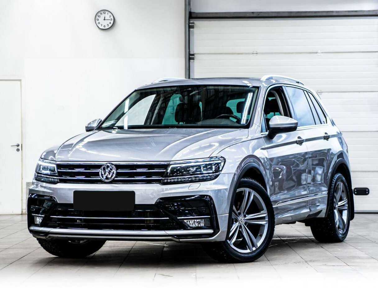 Volkswagen Tiguan б/у, 2019, Роботизированная. Посмотреть фото