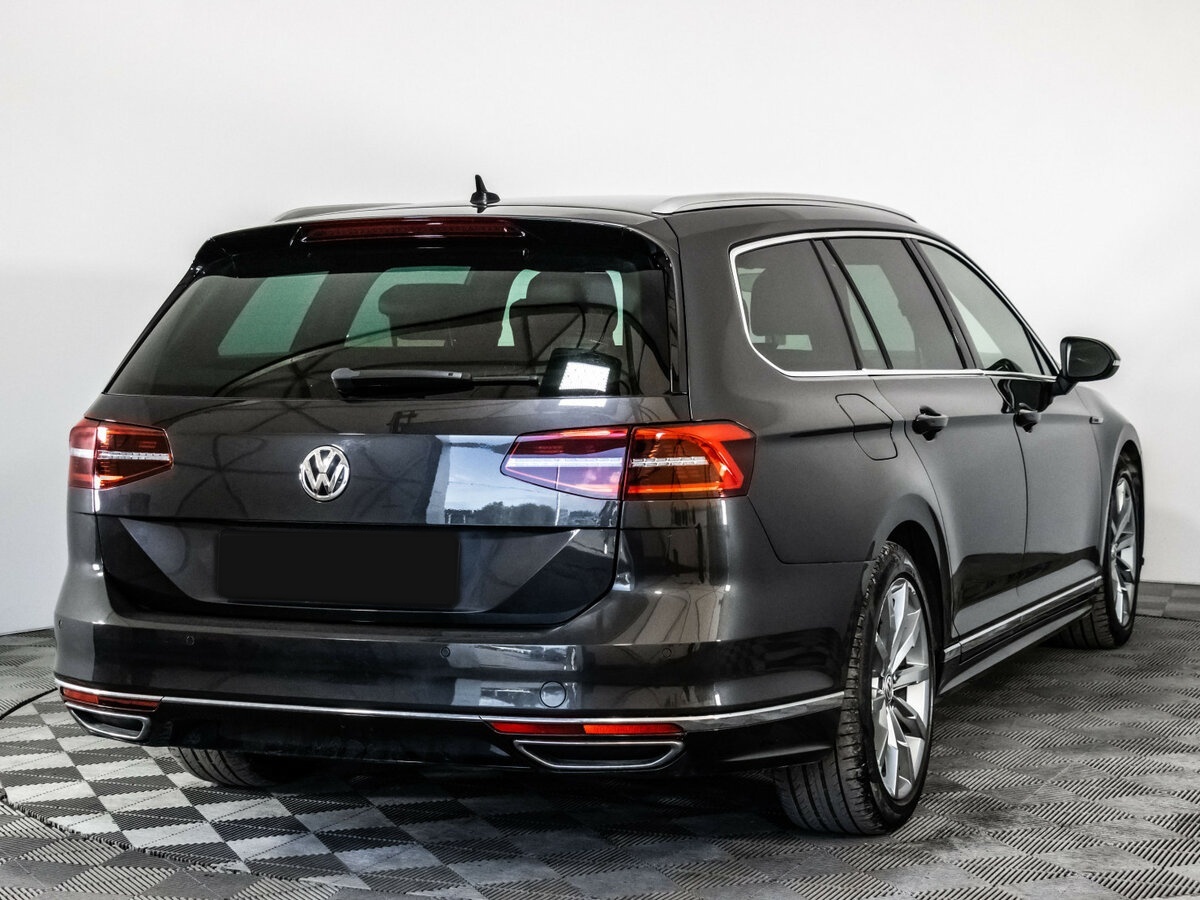Volkswagen Passat б/у, 2018, Роботизированная. Фото: #4