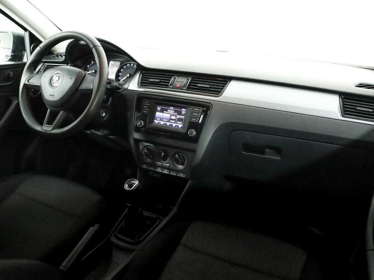 Skoda Rapid б/у, 2017, Механическая. Фото: #8