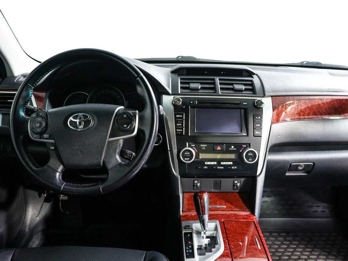 Toyota Camry б/у, 2014, Автоматическая. Фото: #11
