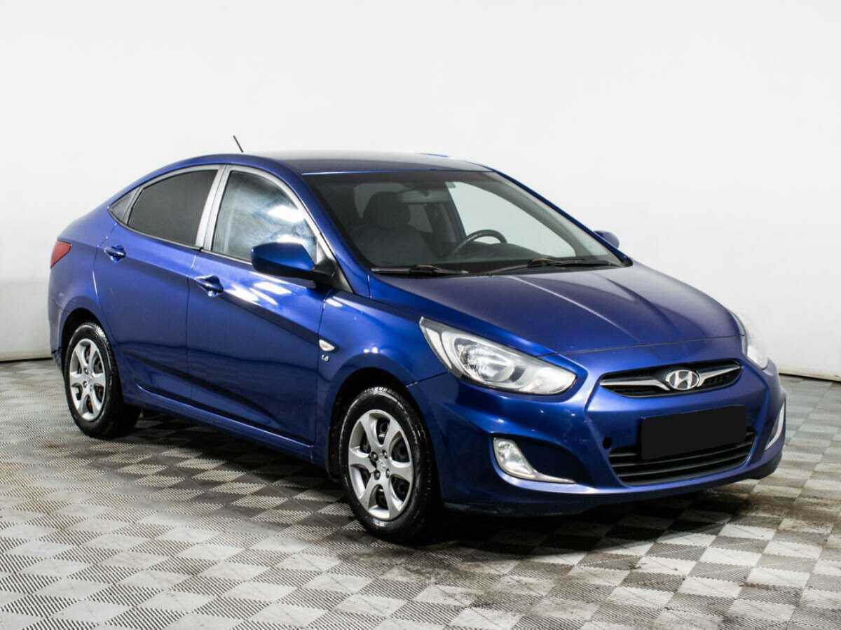 Hyundai Solaris б/у, 2012, Механическая. Фото: #2