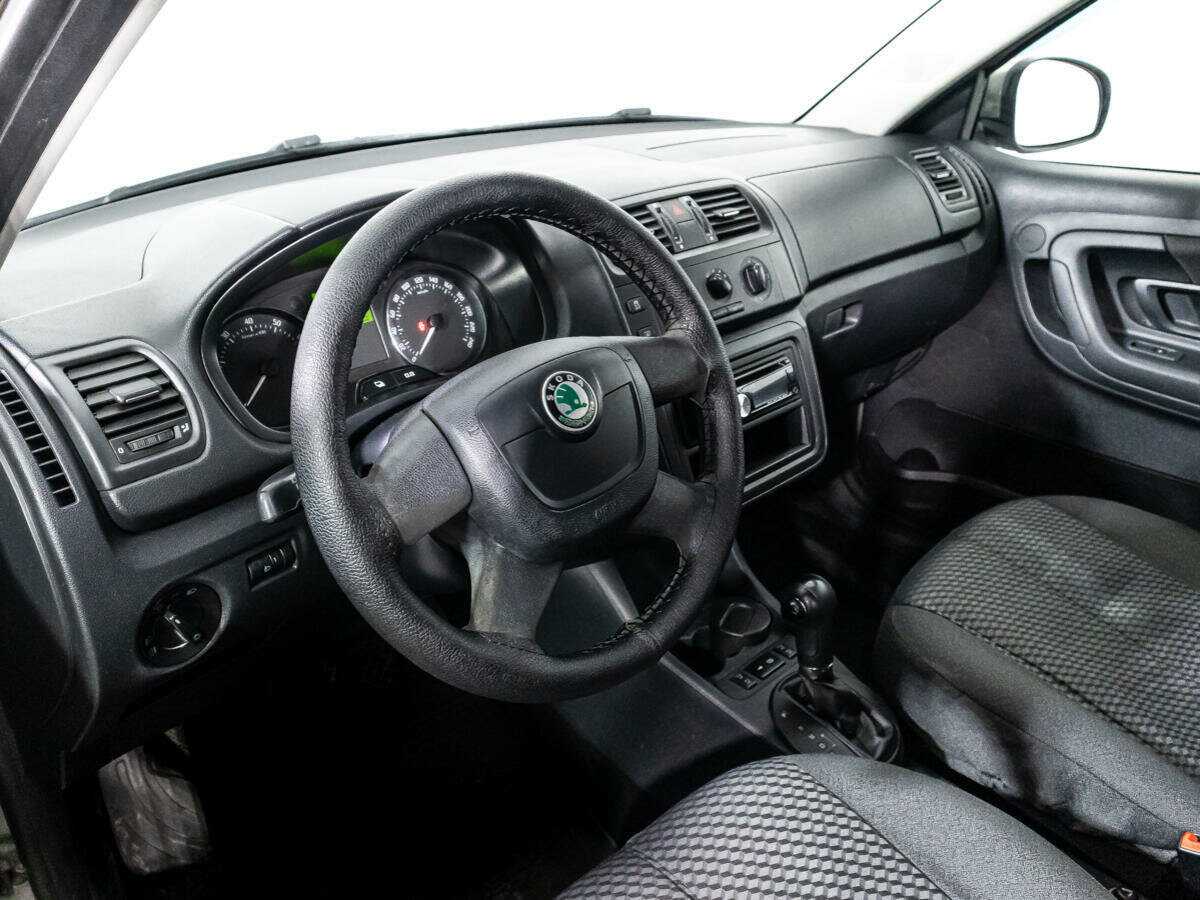 Skoda Fabia б/у, 2012, Автоматическая. Фото: #10