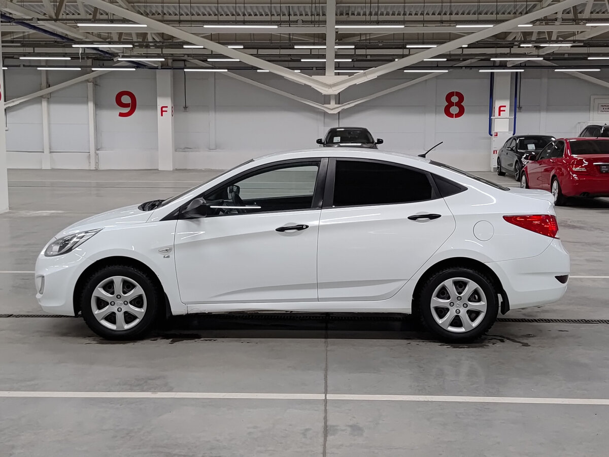 Hyundai Solaris б/у, 2013, Механическая. Фото: #7