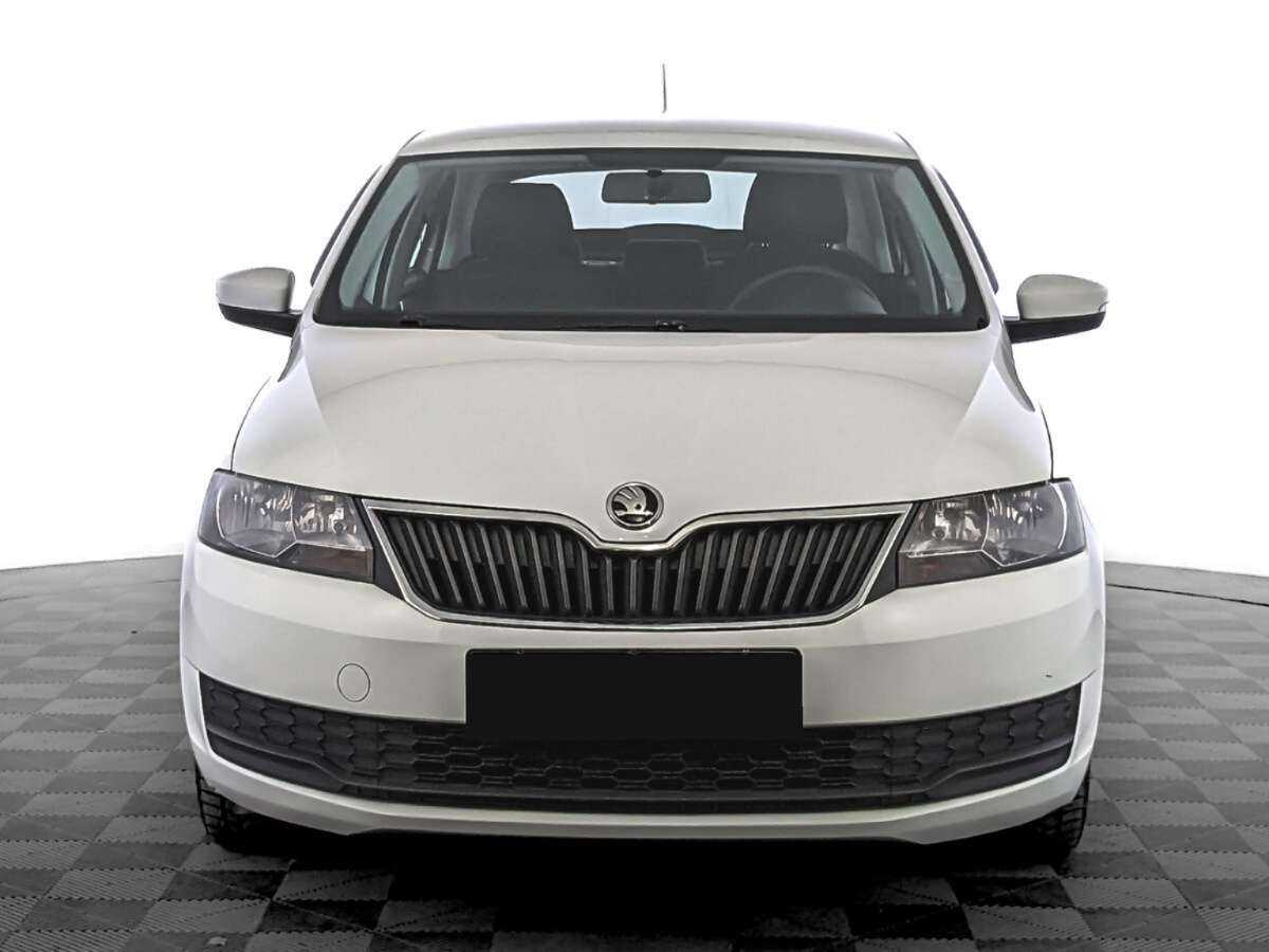 Skoda Rapid б/у, 2017, Механическая. Фото: #1