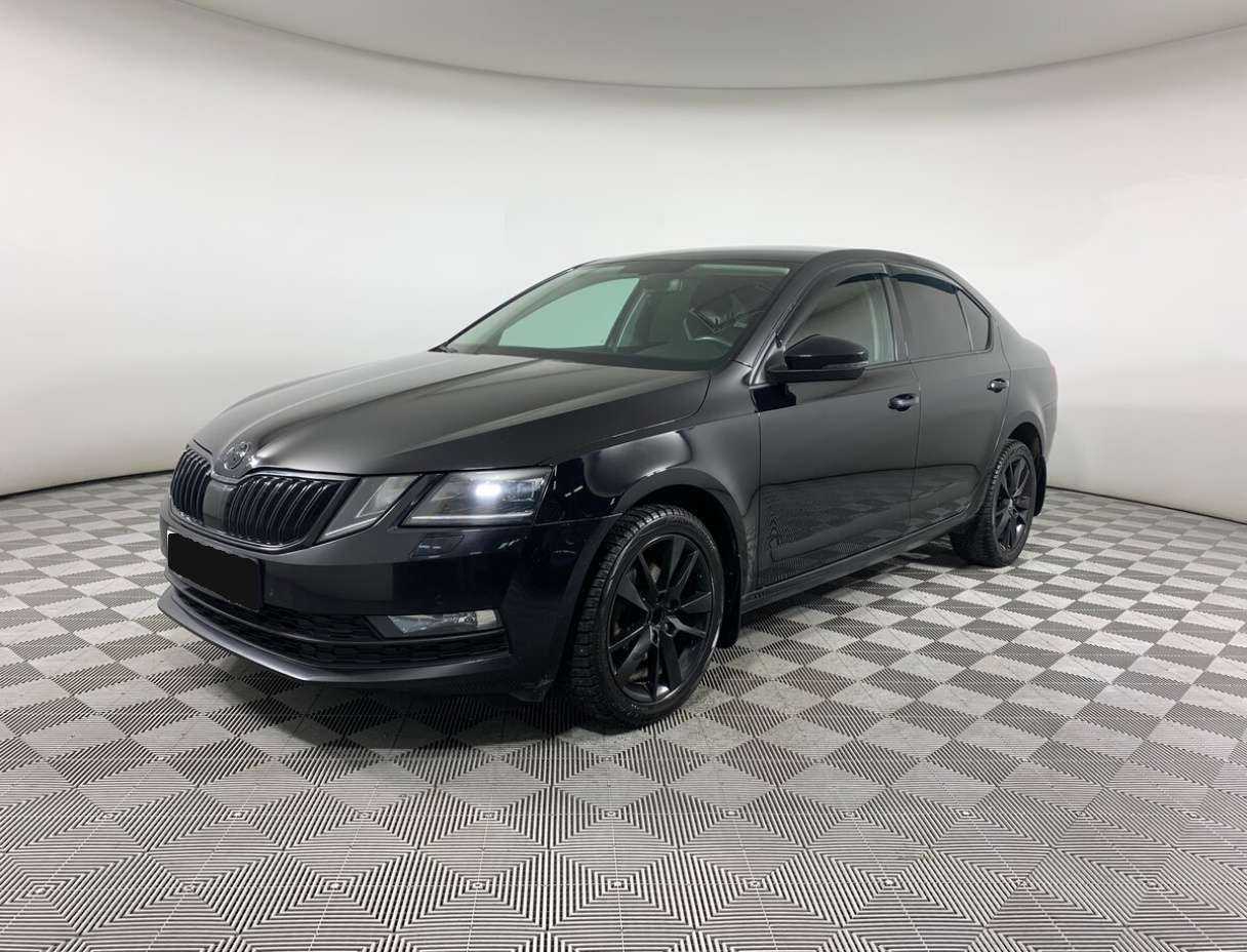 Skoda Octavia б/у, 2018, Роботизированная. Посмотреть фото