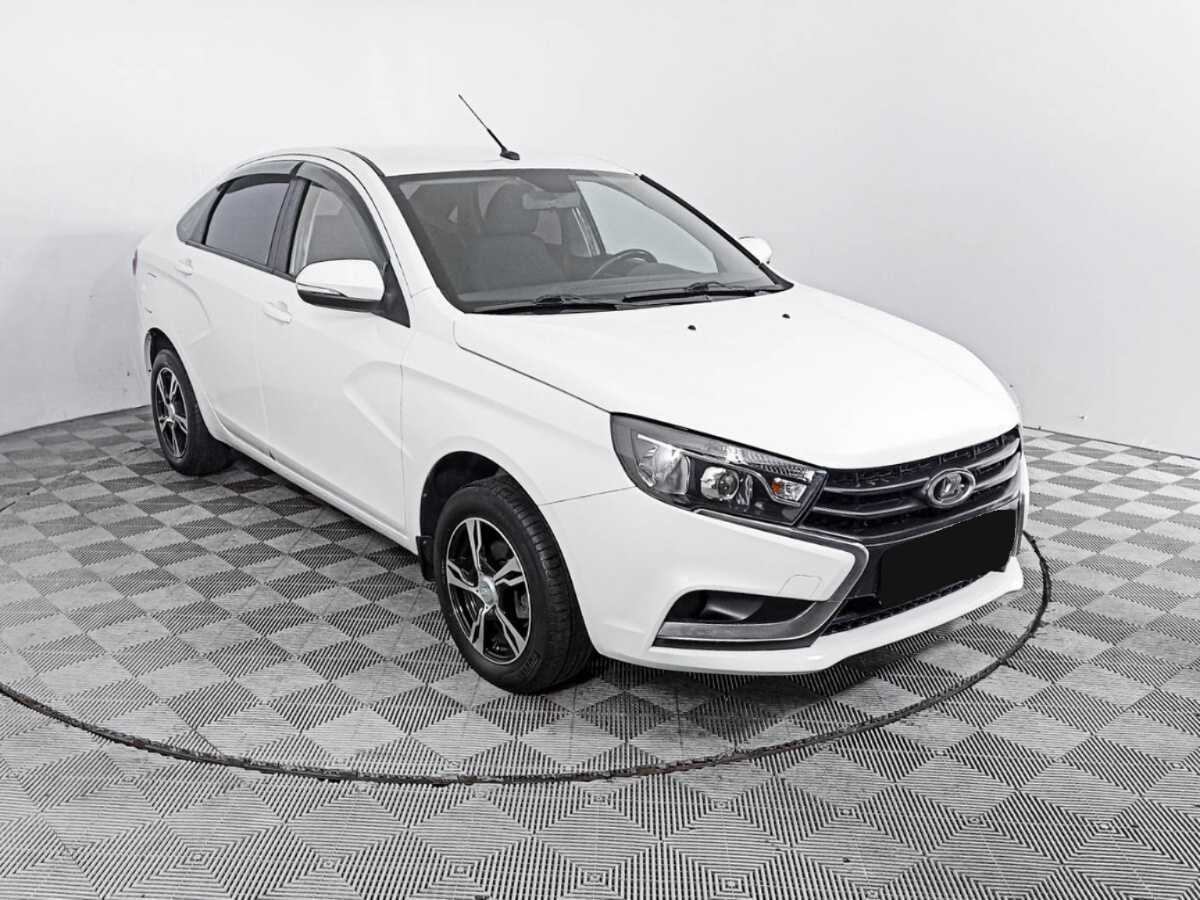 Lada (ВАЗ) Vesta б/у, 2017, Механическая. Фото: #2