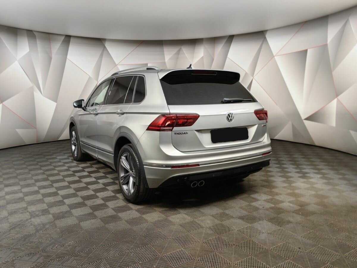 Volkswagen Tiguan б/у, 2018, Роботизированная. Фото: #2