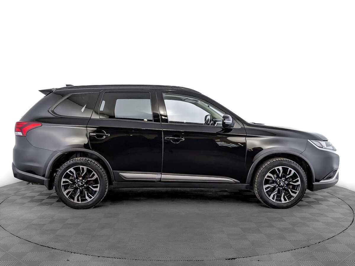 Mitsubishi Outlander б/у, 2021, Вариатор. Фото: #3