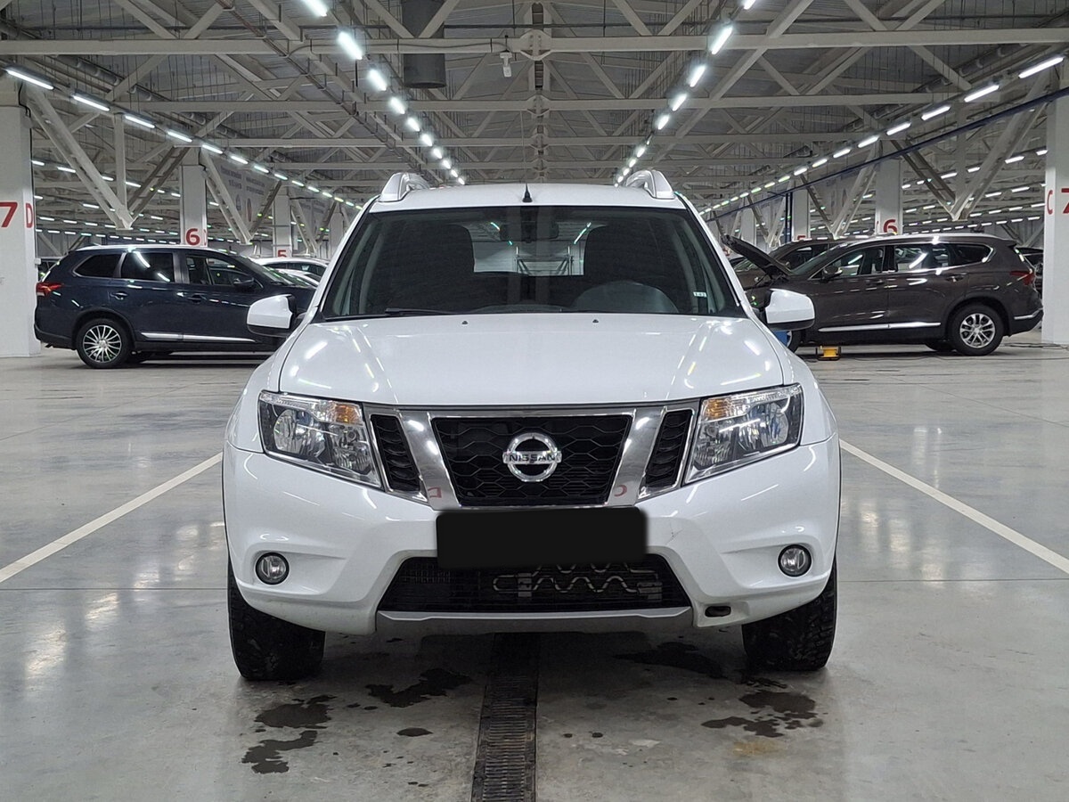 Nissan Terrano б/у, 2021, Автоматическая. Фото: #1