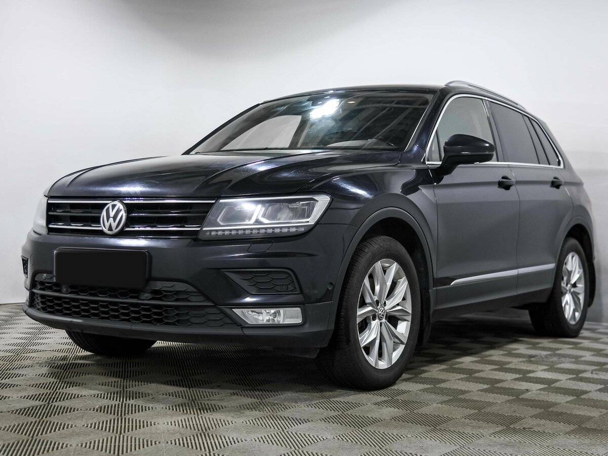 Volkswagen Tiguan б/у, 2017, Роботизированная. Посмотреть фото