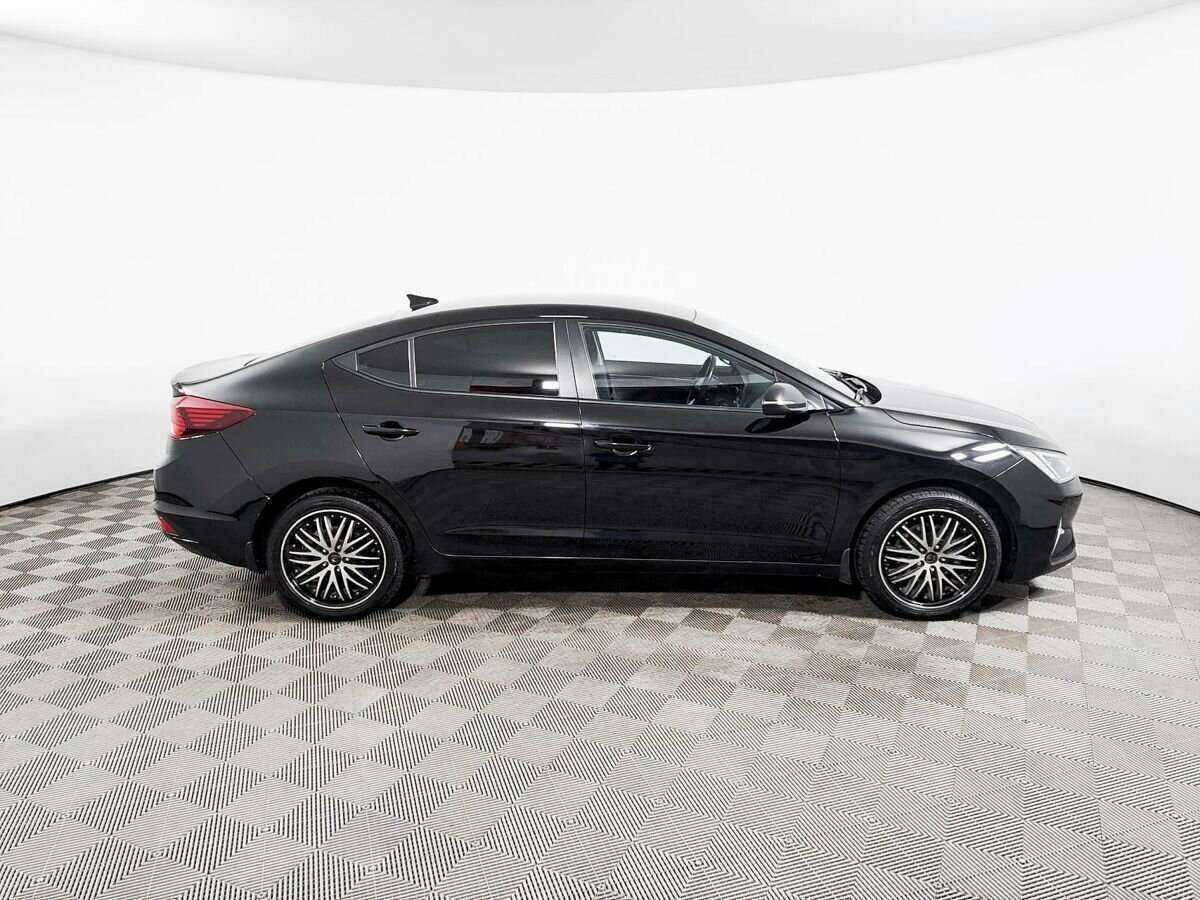 Hyundai Elantra б/у, 2019, Автоматическая. Фото: #2