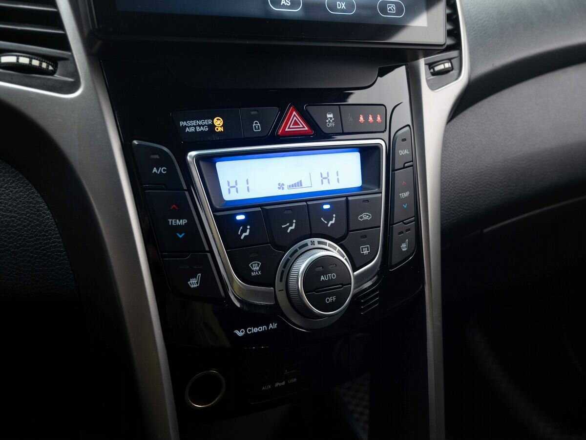 Hyundai i30 б/у, 2013, Механическая. Фото: #16
