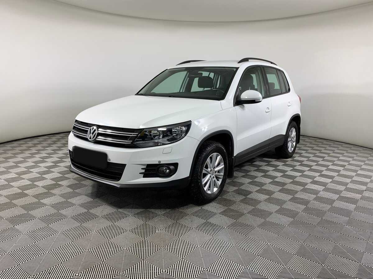 Volkswagen Tiguan б/у, 2015, Автоматическая. Фото: #0