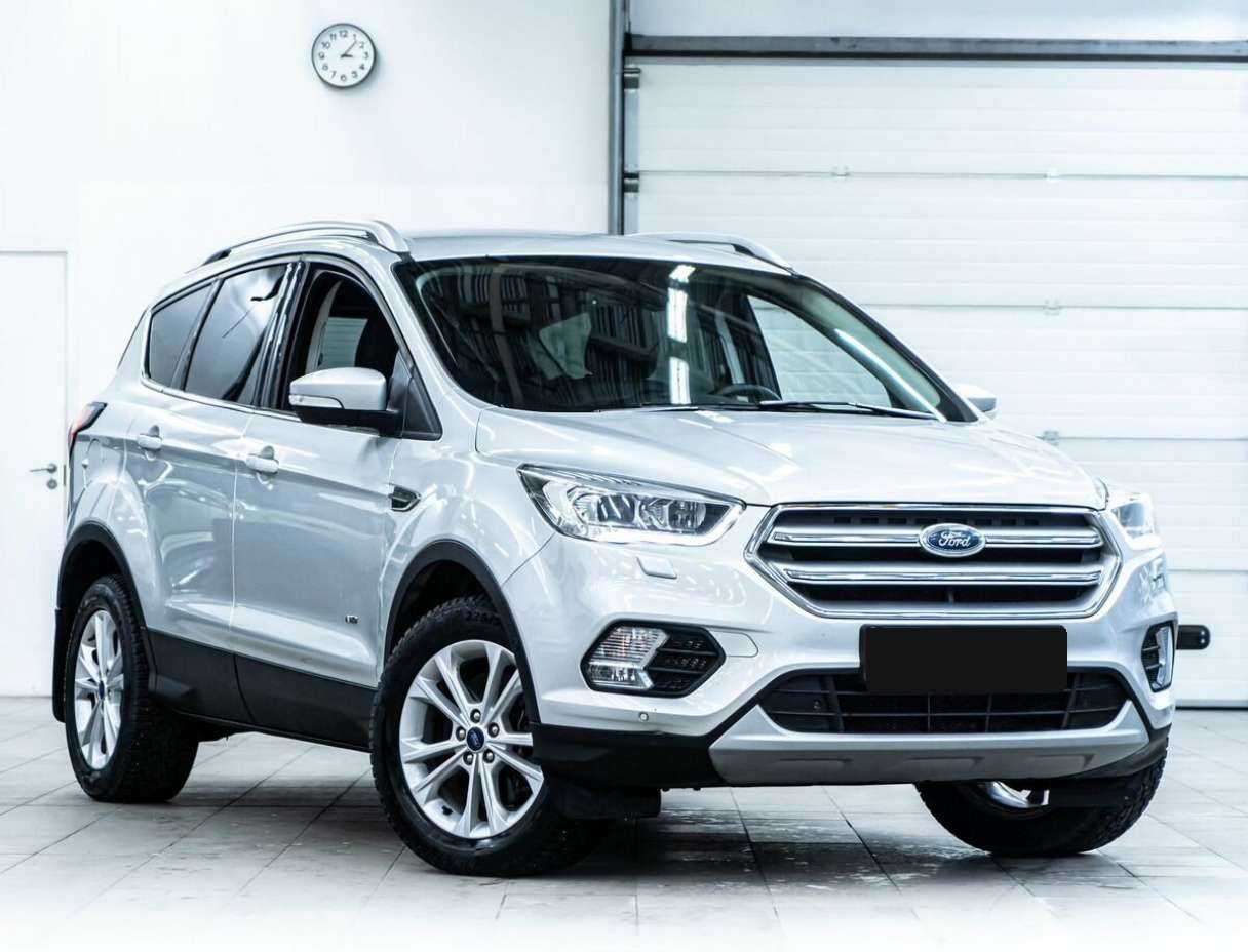 Ford Kuga б/у, 2017, Автоматическая. Фото: #1