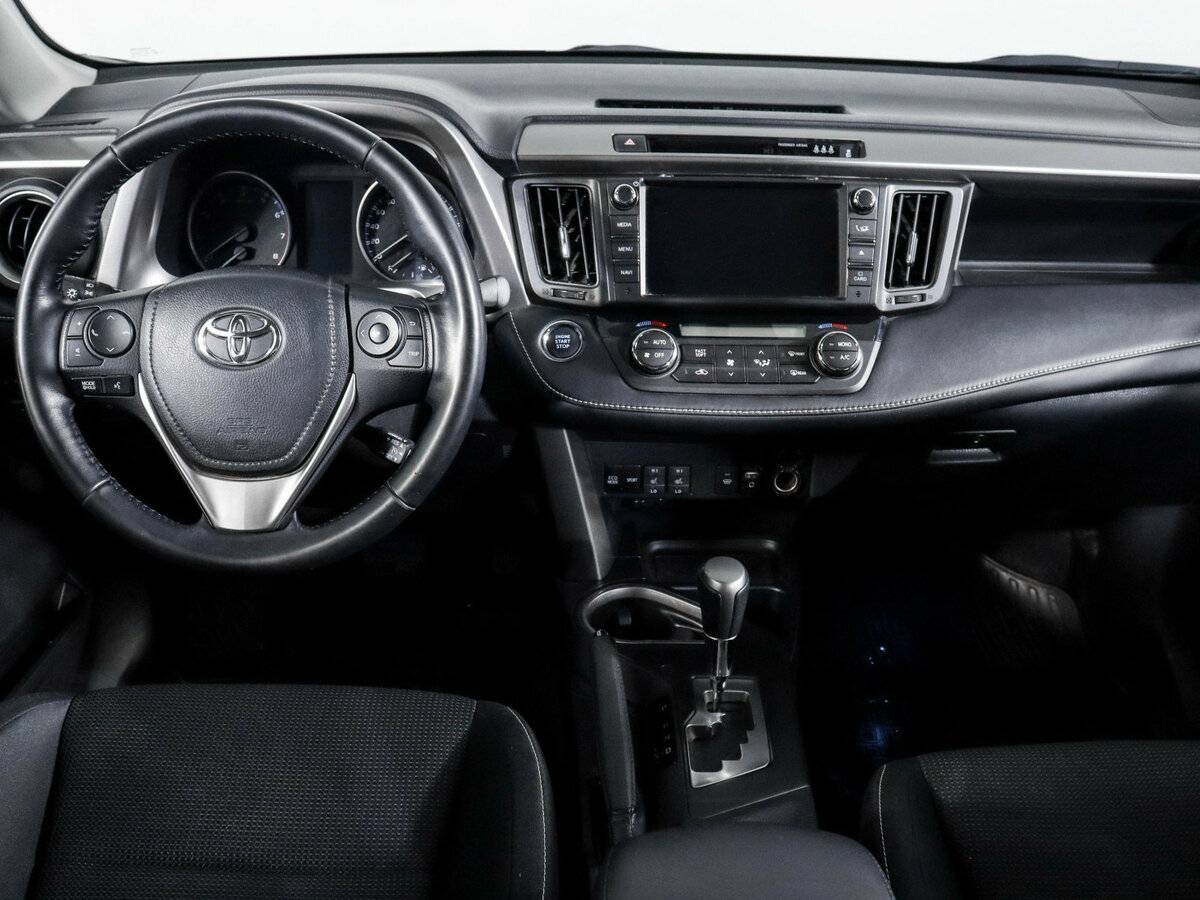 Toyota RAV4 б/у, 2017, Автоматическая. Фото: #8