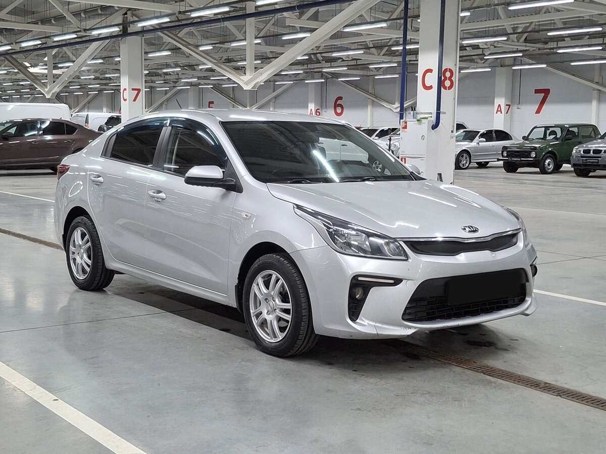 Kia Rio б/у, 2017, Механическая. Фото: #2
