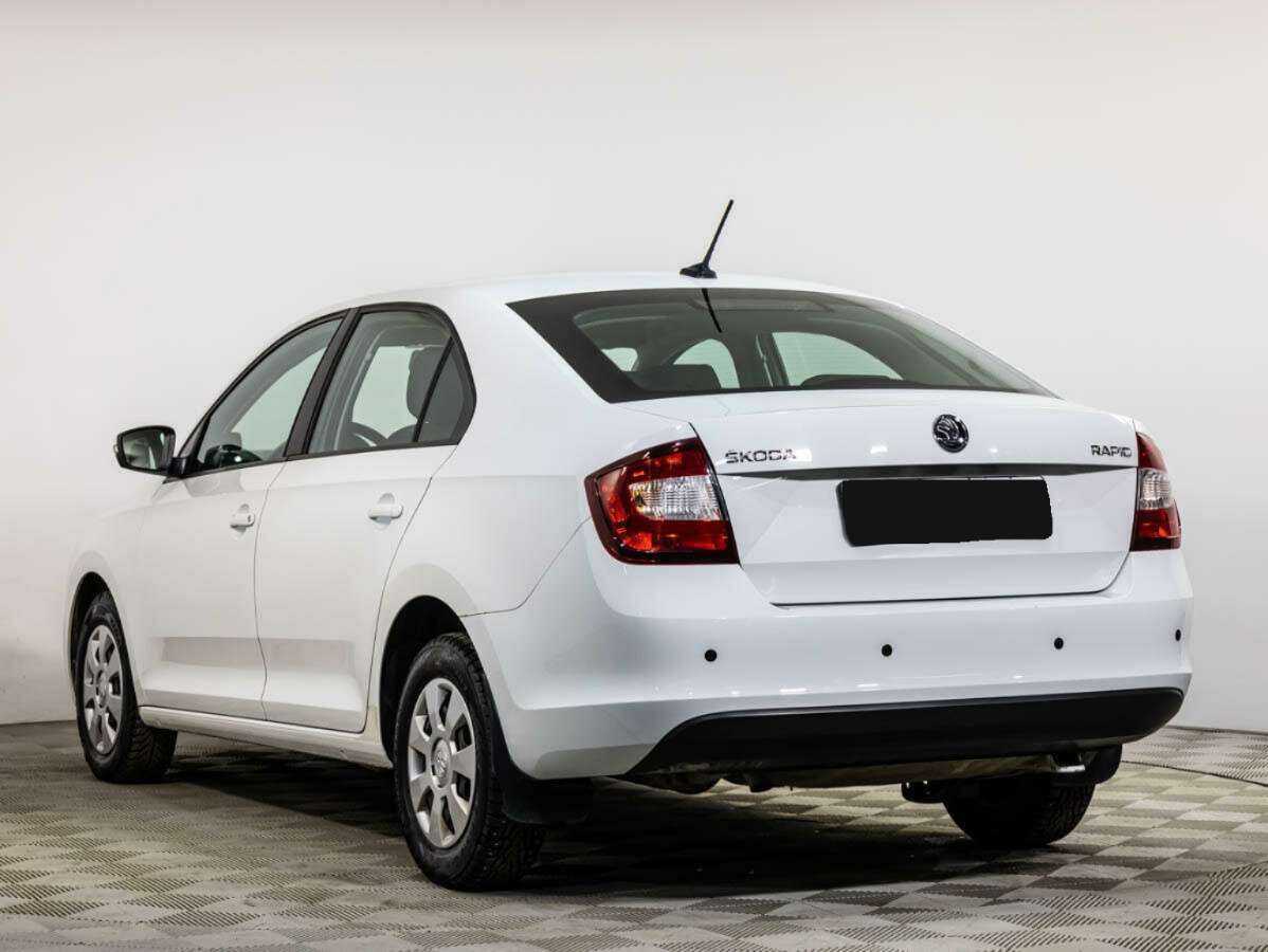 Skoda Rapid б/у, 2017, Механическая. Фото: #5