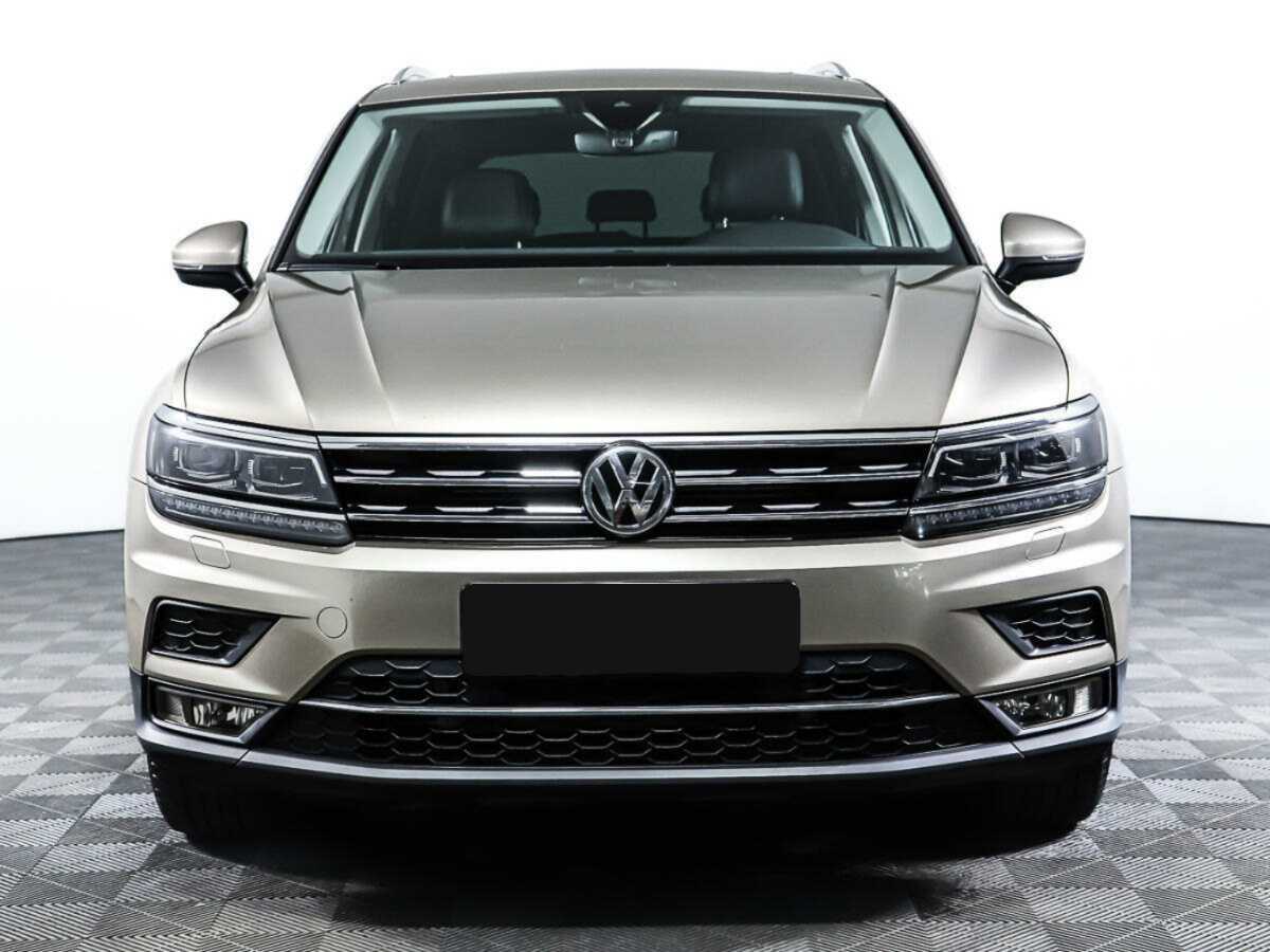 Volkswagen Tiguan б/у, 2017, Роботизированная. Фото: #1