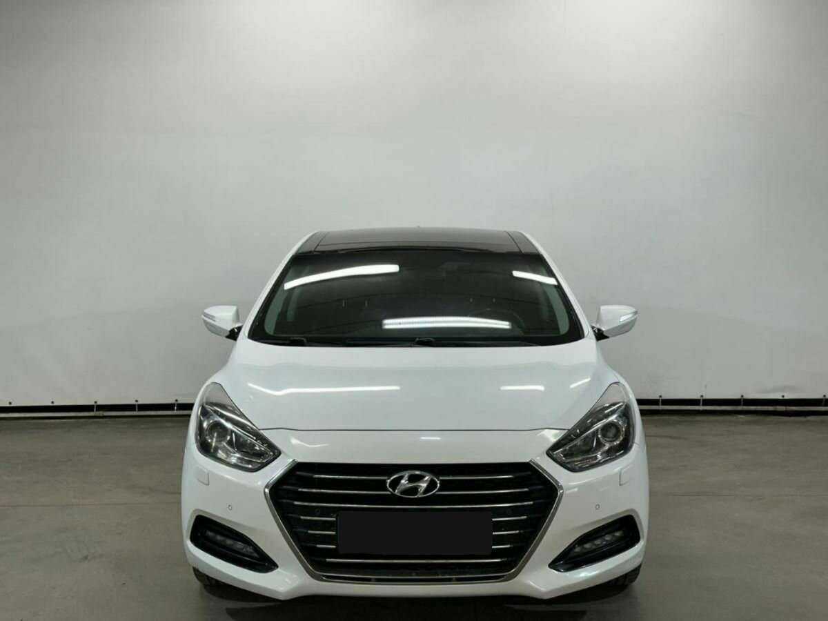 Hyundai i40 б/у, 2015, Роботизированная. Фото: #1