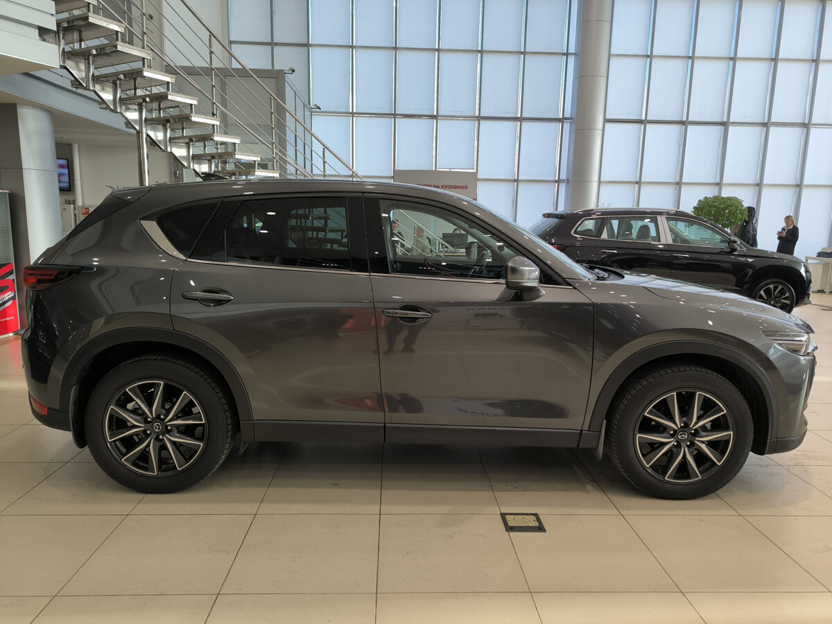 Mazda CX-5 б/у, 2017, Автоматическая. Фото: #3