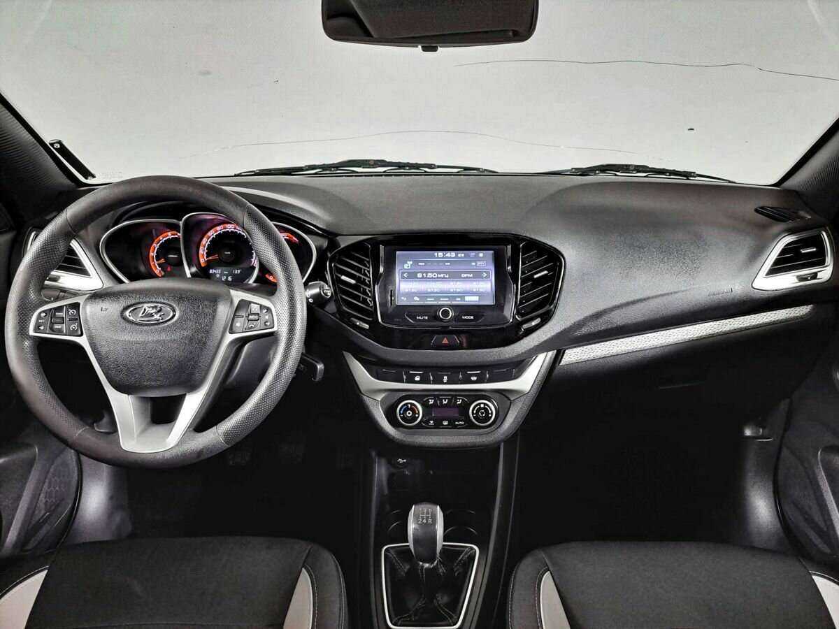 Lada (ВАЗ) Vesta б/у, 2019, Механическая. Фото: #11