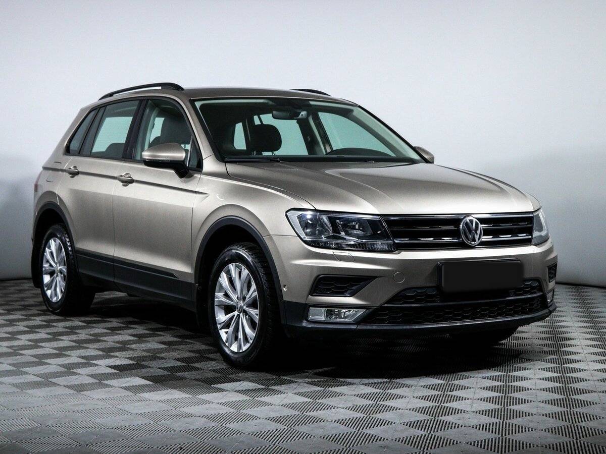 Volkswagen Tiguan б/у, 2017, Роботизированная. Фото: #2