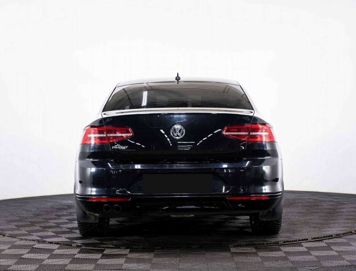 Volkswagen Passat б/у, 2019, Роботизированная. Фото: #4