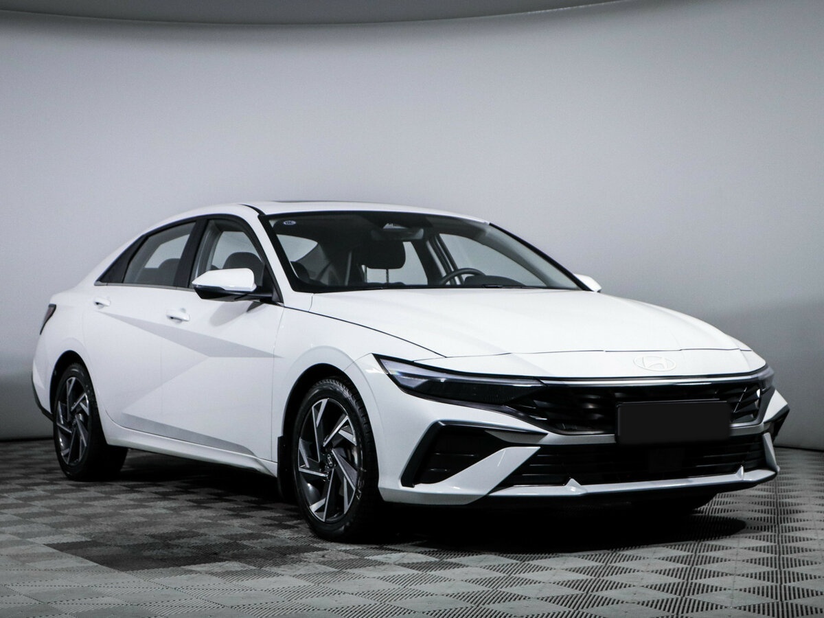 Hyundai Elantra б/у, 2023, Вариатор. Фото: #2