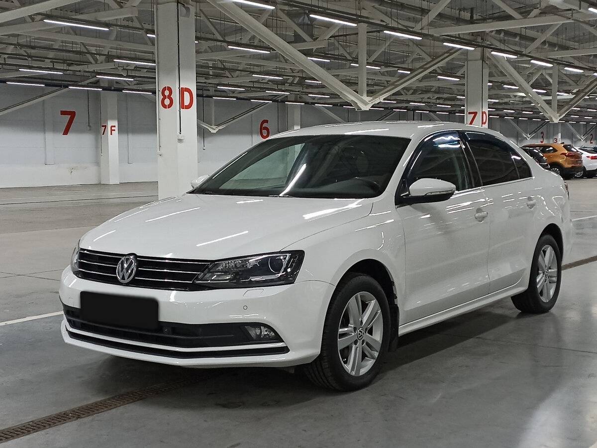 Volkswagen Jetta б/у, 2015, Роботизированная. Фото: #0