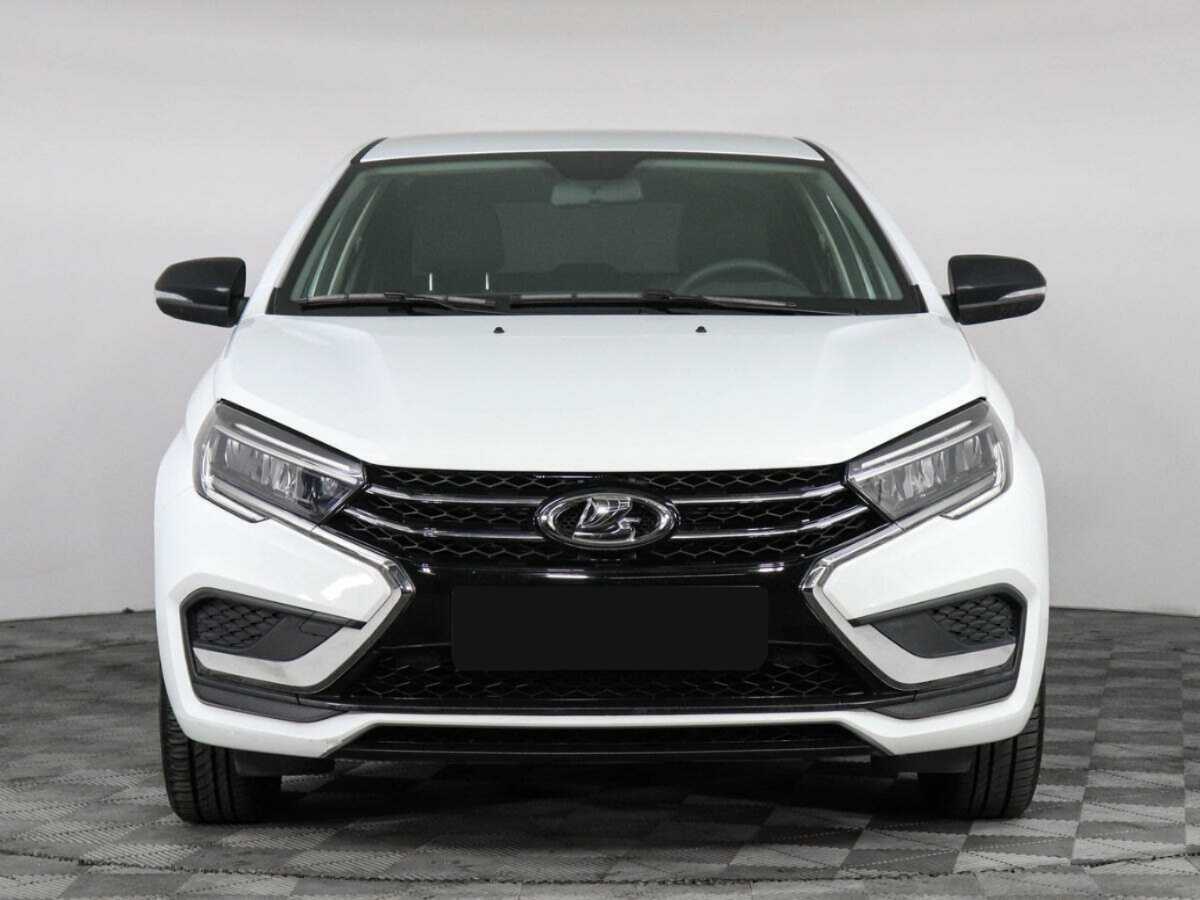 Lada (ВАЗ) Vesta б/у, 2024, Механическая. Фото: #1