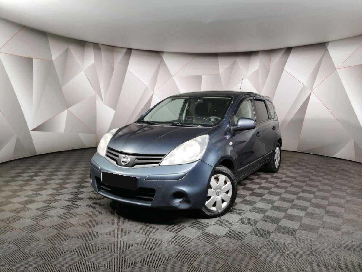 Nissan Note б/у, 2013, Механическая. Фото: #0