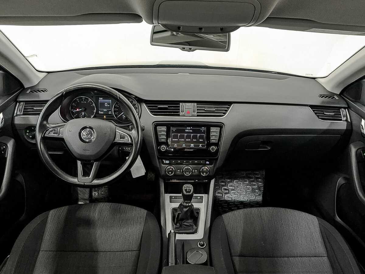 Skoda Octavia б/у, 2015, Механическая. Фото: #12